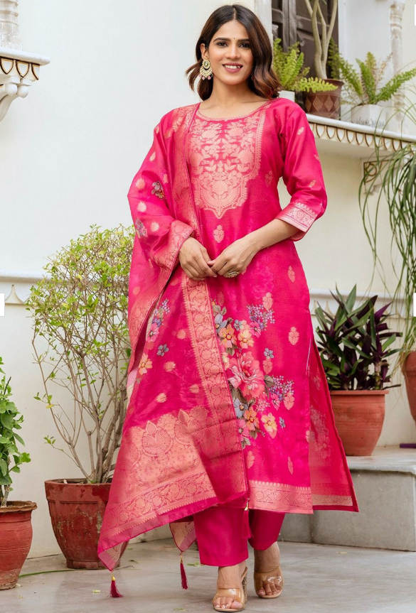 Royal Forest Green Silk Suit Set with Gold Zari Yoke & Ornate Banarasi Dupatta