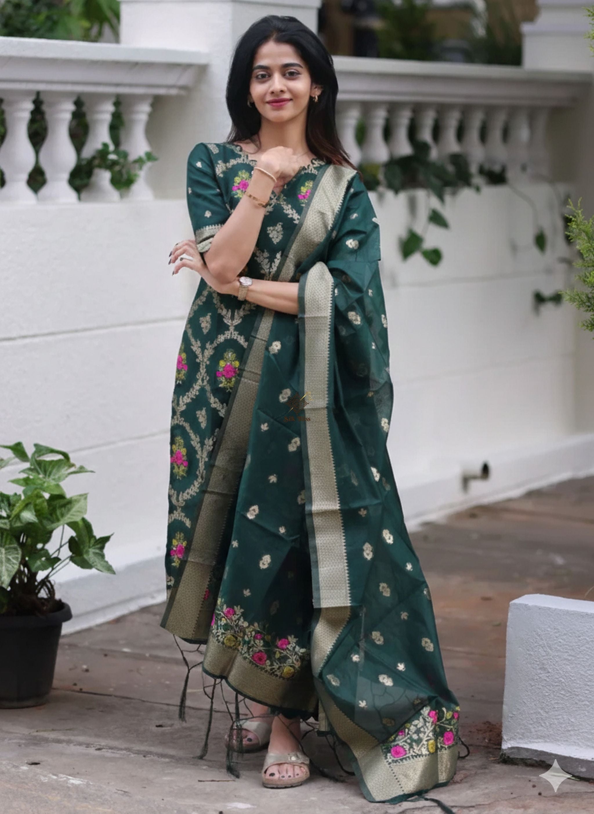 Bottle Green Banarasi Cotton-Blend Salwar Suit with Scalloped Neckline & Floral Zari