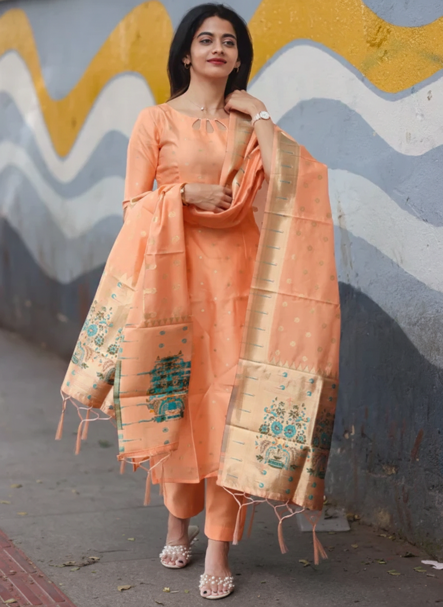 Women Regular Thread Work Pure Cotton Kurta with Trousers & With Dupatta