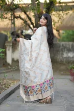 Festive Woven Gold Banarasi-Style Salwar Kameez Set in White - Image 4
