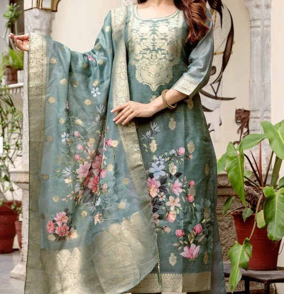 Mint Bloom Fusion Weave Cotton Blend Ensemble