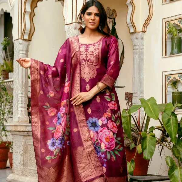 Classic Beet Jacquard Kurta Set with Floral Digital Dupatta