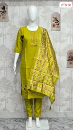 Elegant Vertical Silk-Blend Embroidered Kurti Set with Jacquard Dupatta