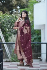 Festive Special Maroon Woven Kurti Set with Dupatta - Image 4