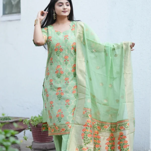 Premium Pista Green Ethnic Kurti Set with Woven Jacquard & Zari Dupatta